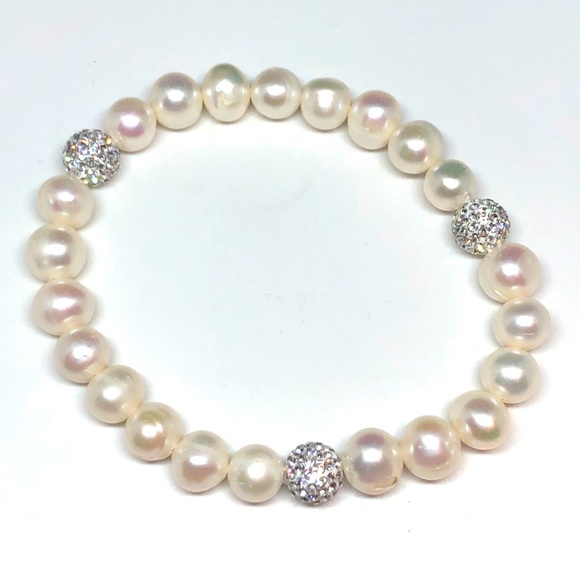 Genuine Freshwater Pearl Bracelet - Picture 1 of 11